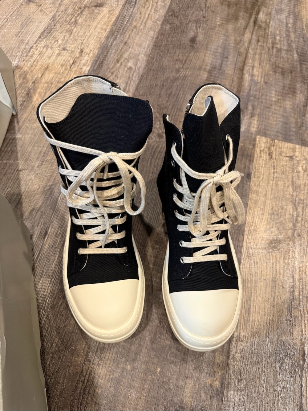 RICK OWENS SNEAKERS SIZE 42